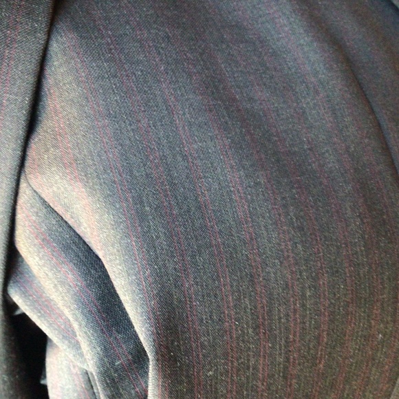 Hugo BOSS sport jacket Gray pinstripped red 42L super 120 wool - Picture 2 of 7